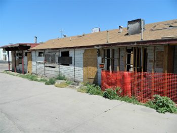 Troy Manor, Last Look