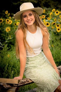 Good Citizens Honored by DAR