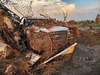 Dunn in Benefit Concert for DuVall Family